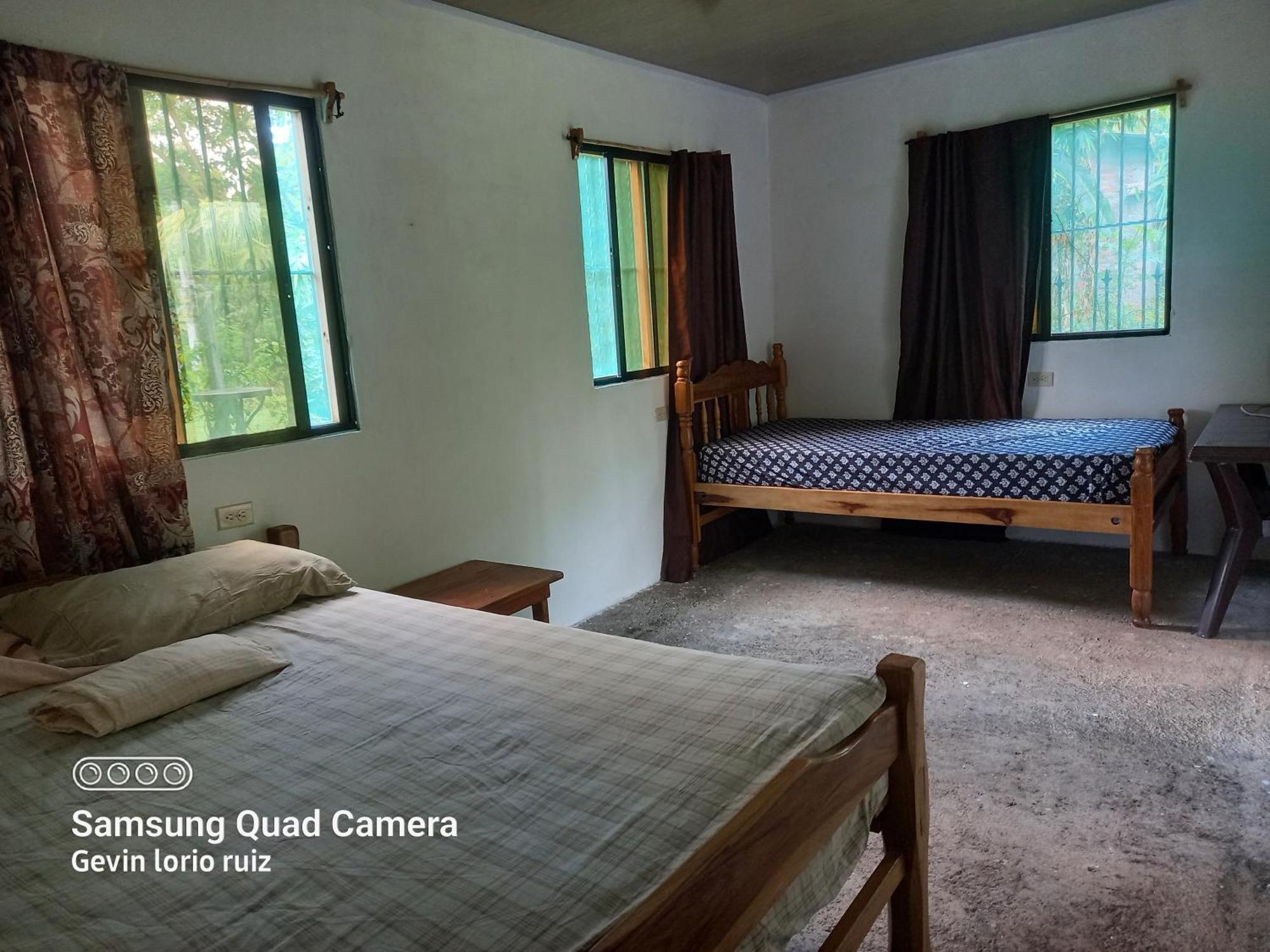 Hostel Los Chocoyos Mérida 客房 照片